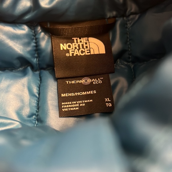 New The North Face Mens Thermoball jacket blue size x large NWT XL - Picture 7 of 7